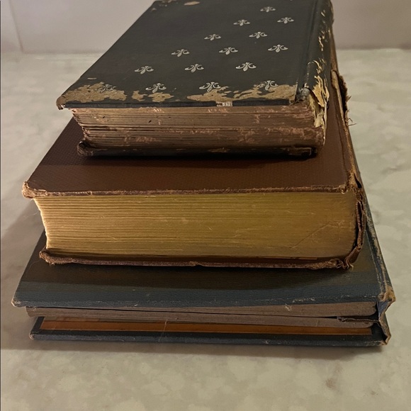 Antique decorative book stack cofee table books sweet small books tallest 9” (6) - Picture 7 of 14